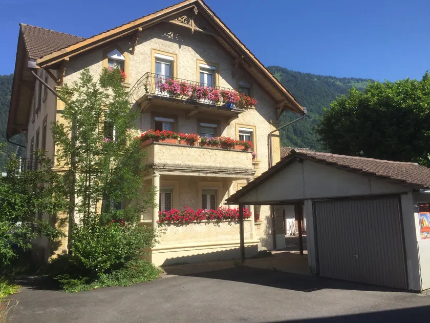 Walters Hostel Interlaken - Image 1