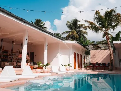 Animals Boutique Hotel - Adults Only - Image 1