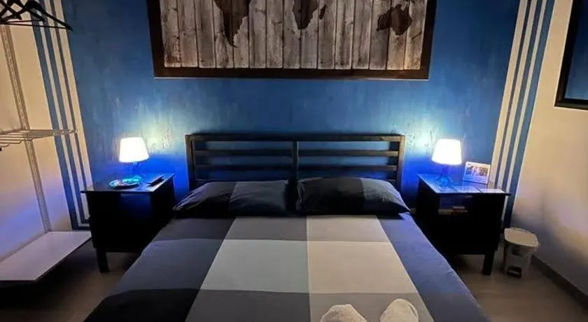 Light Home - Image 1