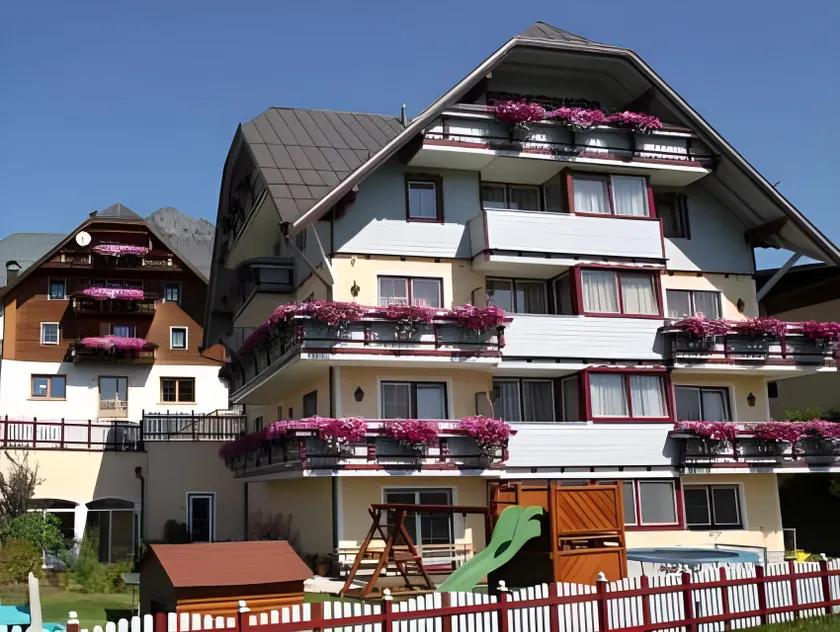Hotel Neuwirt - Image 1