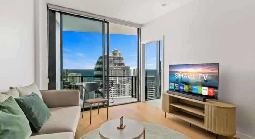 River and Ocean View Luxury 2BD Apt amazing Location - Image 1
