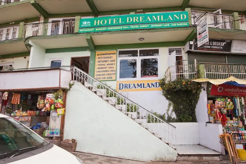 Hotel Dreamland - Image 1