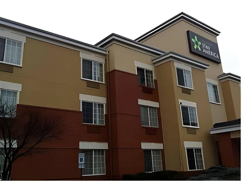 Extended Stay America Suites - Chicago - Schaumburg - Convention Center - Image 1