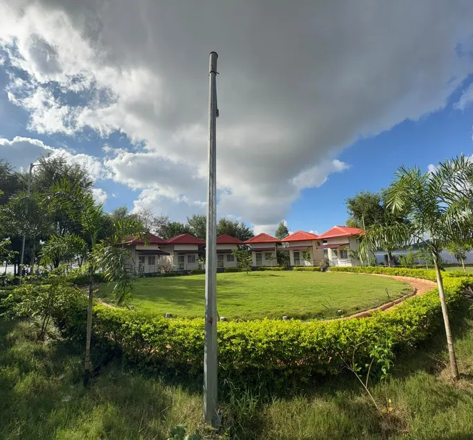 ODHNI DAM RESORT - Image 1