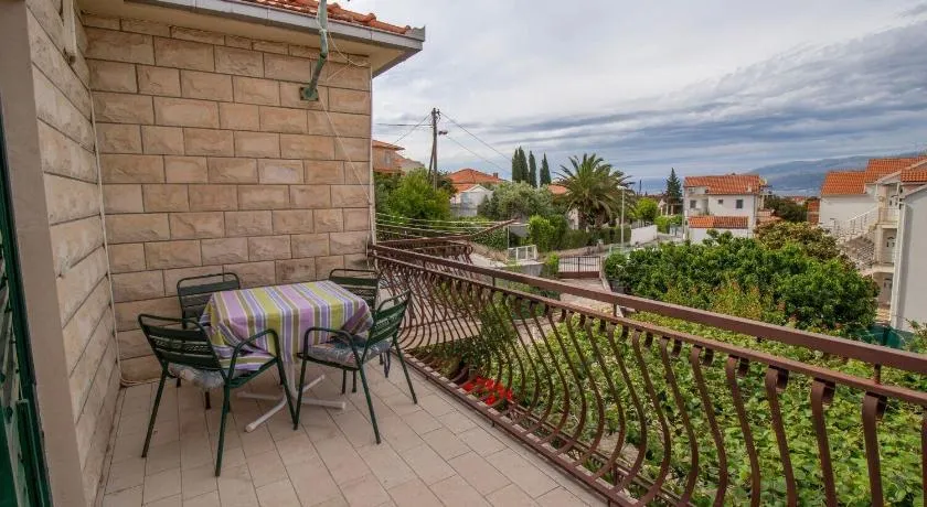 Apartment Zvone - Image 1