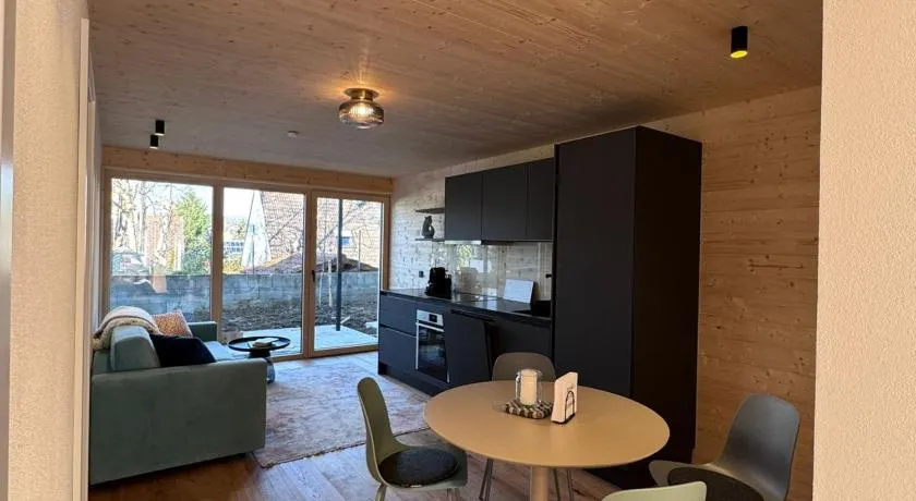 seeglueck ROSENHOF - naturnah Wohnen im Holz100-Vollholzhaus mit Whirlpool und Garten - Image 1