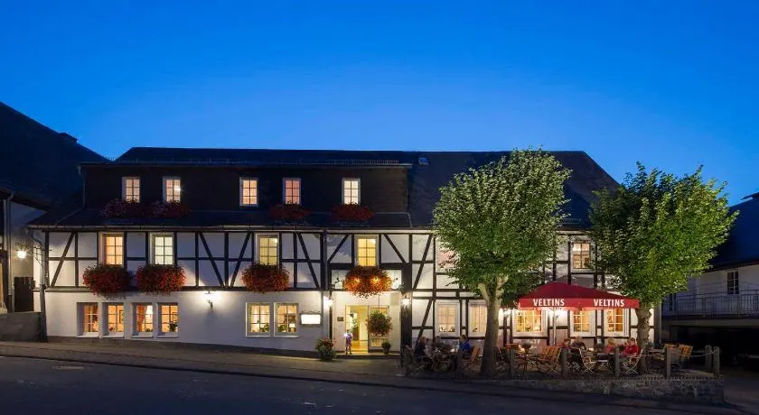 Hotel Lindenhof - Image 1