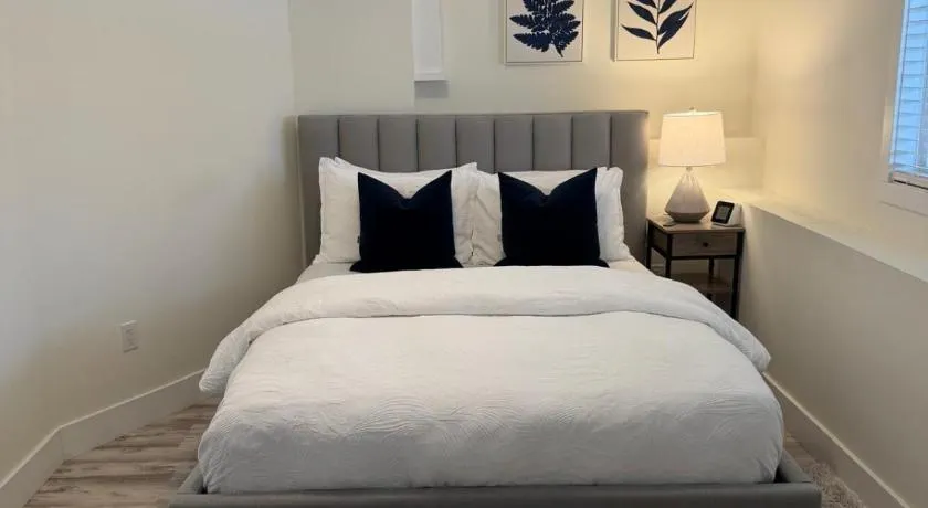 Cozy Home Away from Home - Image 1
