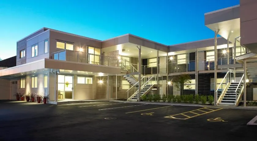 Argent Motor Lodge - Image 1