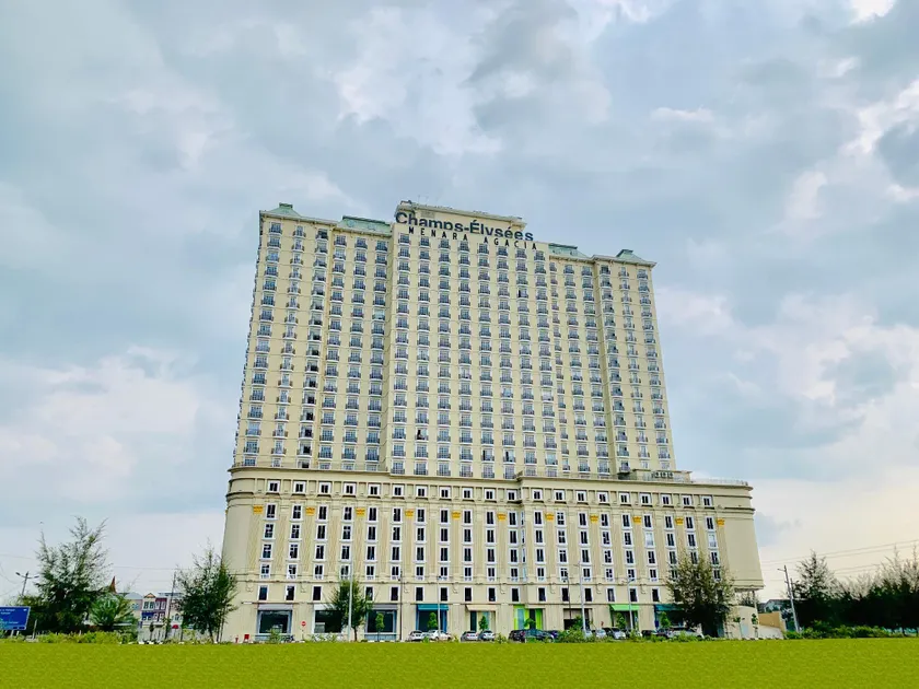 Champs elysees - Image 1