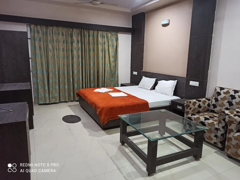 Shree Vishnu Darshan Holiday Home - Image 1