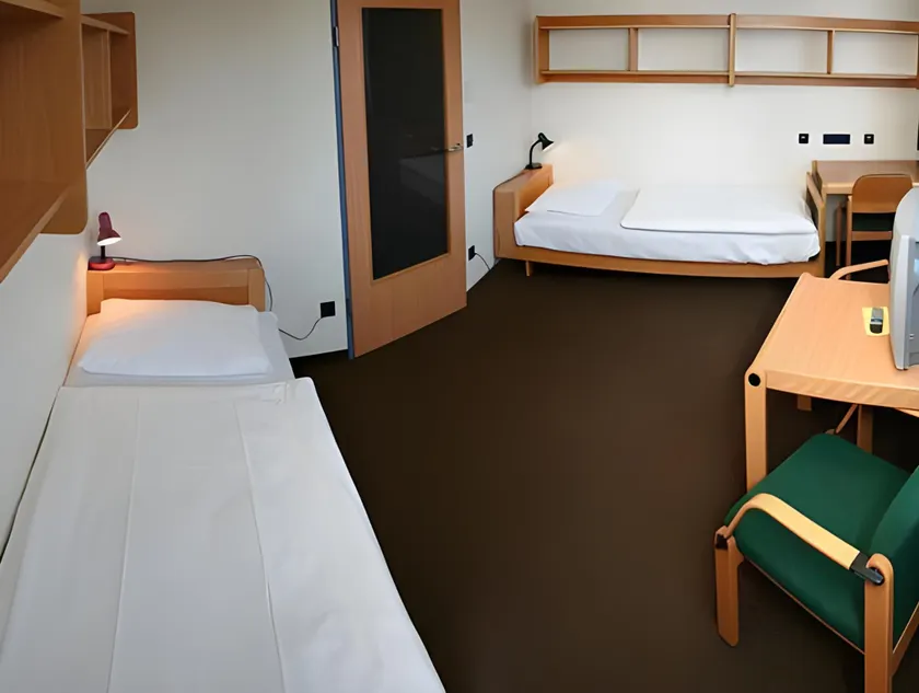 Hotel Sommerhaus Linz - Image 1