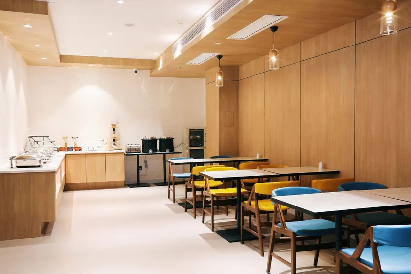 Hanting Premium Hotel Ningbo Tianyi Square - Image 1