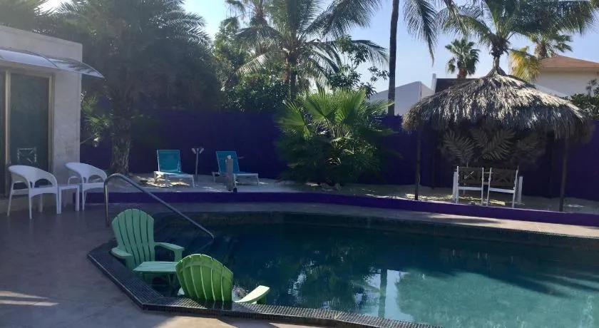 Sandcastle Beach Apartments - Image 1