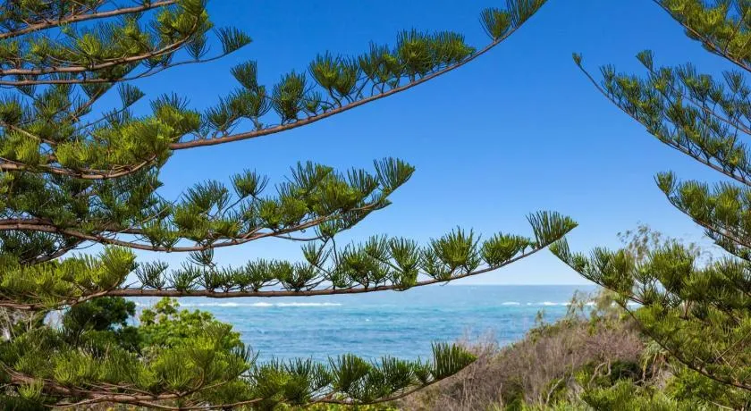 Surfside Apartment 11 by Kingscliff Accommodation - Image 1