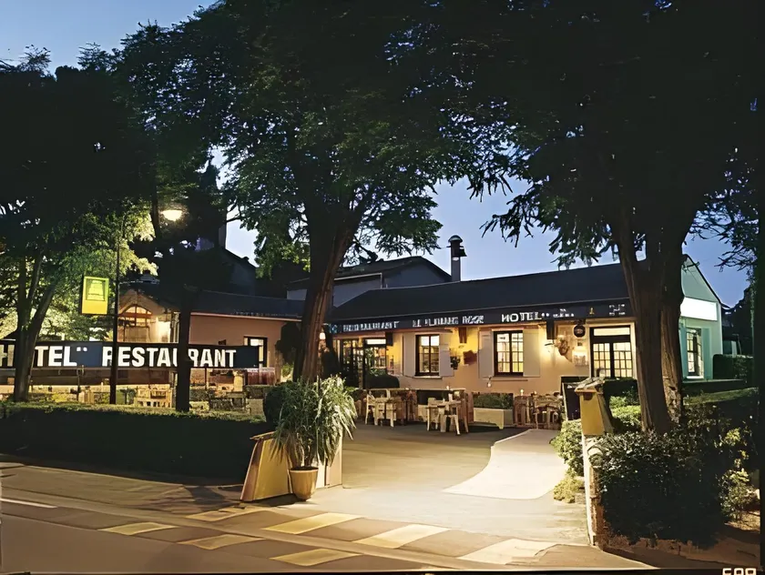 Logis Hotel Restaurant Le Flamant Rose camargue - Image 1