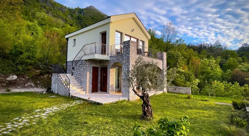 Prevalis Nature Cottage - Image 1
