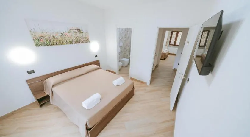 Guest Room 144 - Image 1