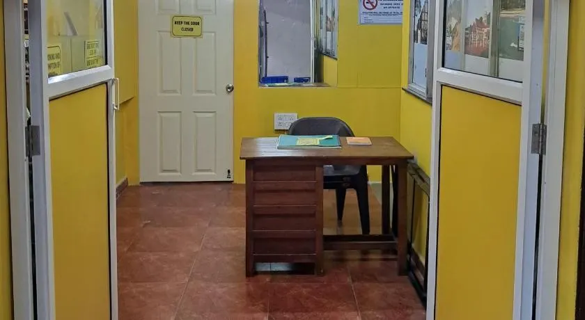 Backpackers Inn - Image 1