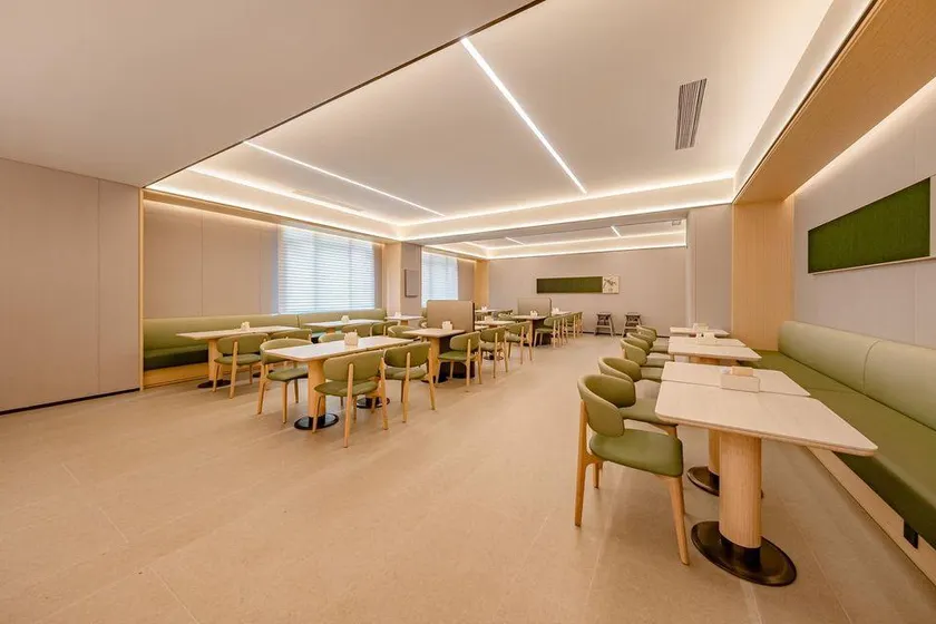 Quanji Hejiang Meilicheng Hotel - Image 1