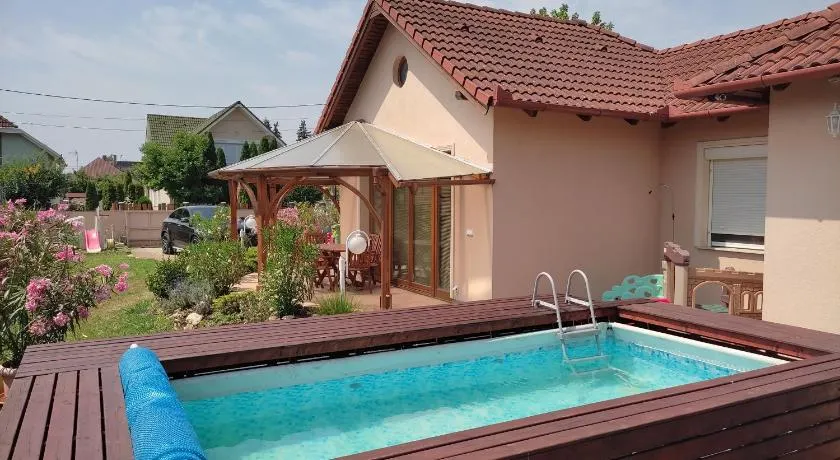 Aqua Azur Apartman - Image 1