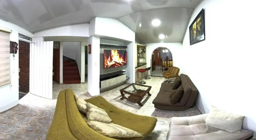 Casa de huéspedes aeropuerto CAS - Image 1