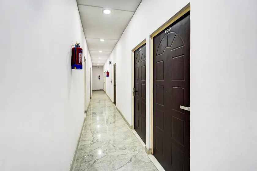 HOTEL O ILLUSION INN - Image 1