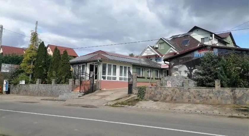 Pensiunea Cetatea - Image 1