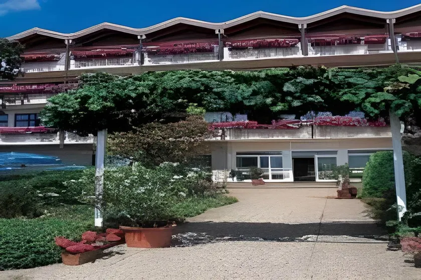 Arens Hotel 327mNN - Image 1