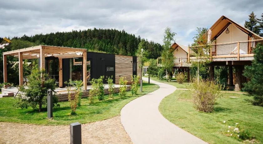 Lakeside Petzen Glamping - Image 1