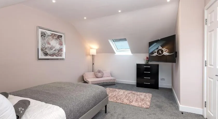 Isle of Grain Spring Work Accommodation - Apartment D - Image 1