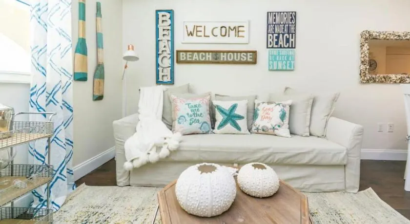 Tropical Coastal Resort Boynton Beach - Image 1