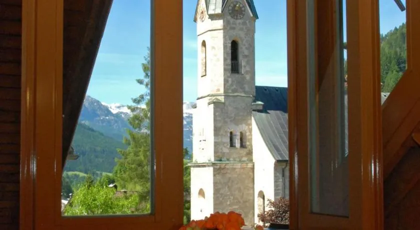 Dachstein West Hotel GmbH-Kirchenwirt Russbach - Image 1