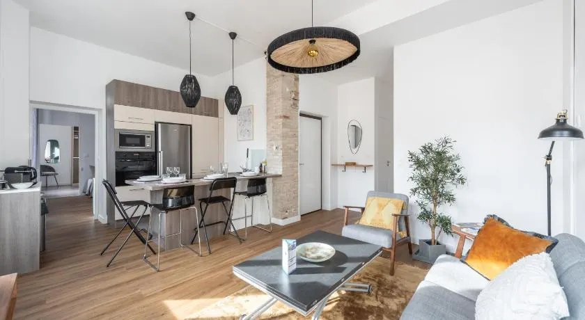 Studio cocooning et refait à neuf. Lyon 06 - Image 1
