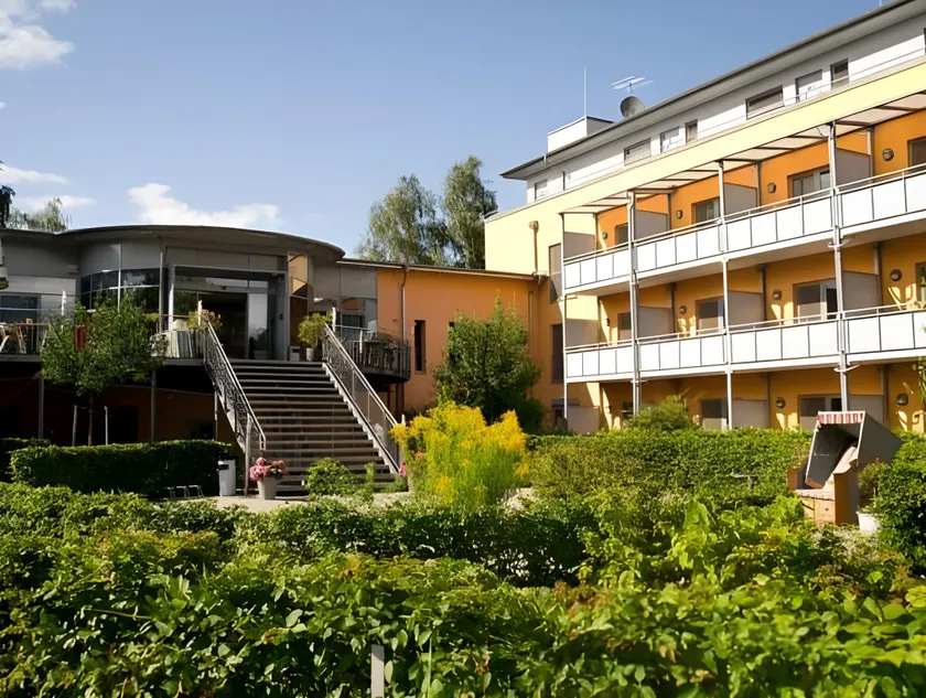 Müritz-Strandhotel - Image 1