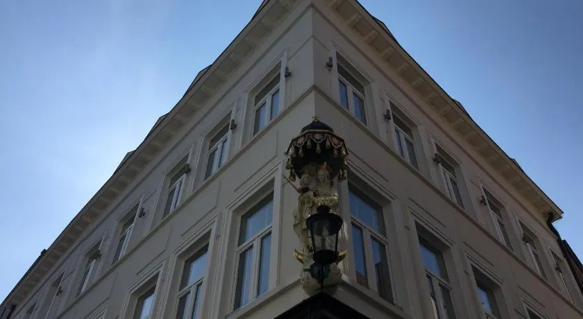 Antwerp Business Suites - Image 1