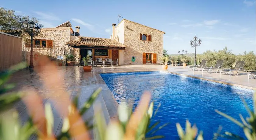 Finca Pure Vida Ses Roques - Image 1