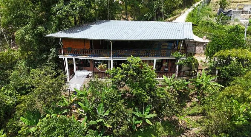 La Casa De Los Sueños Colombia Hostel Campestre de Bienestar meditación naturaleza - Image 1