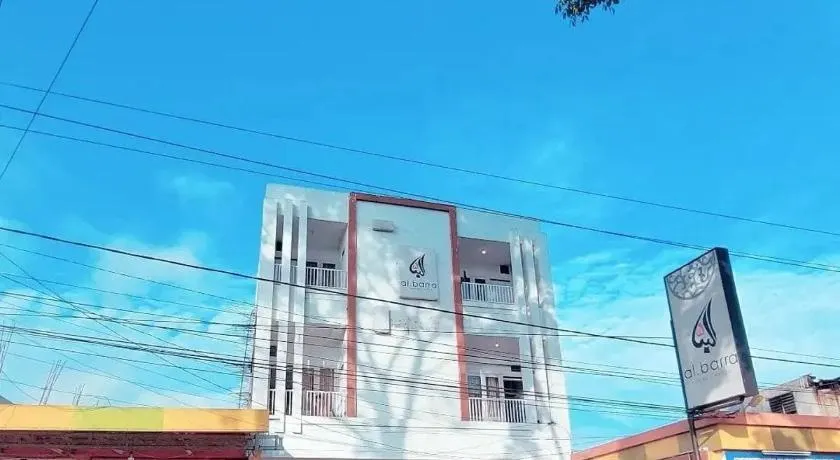 Al Barra Syariah Hotel - Image 1