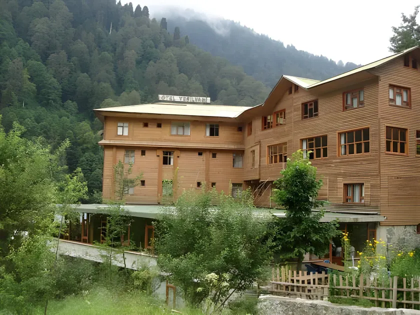 Yeşilvadi Otel Ayder - Image 1