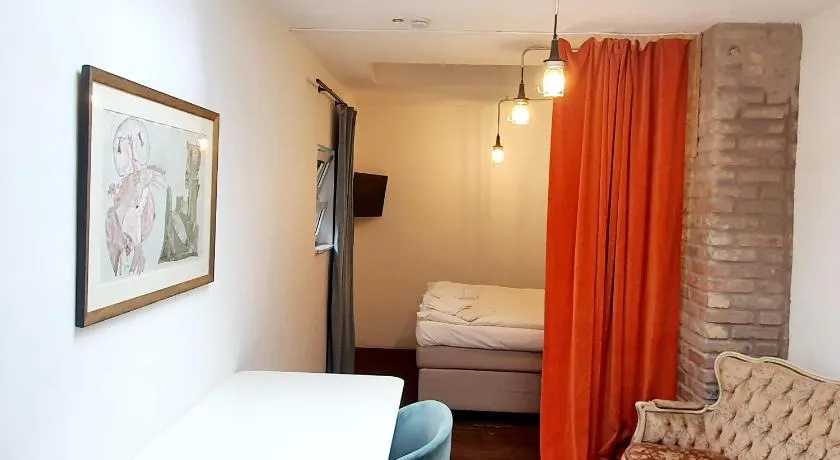 Helles Zimmer im Loft - Image 1