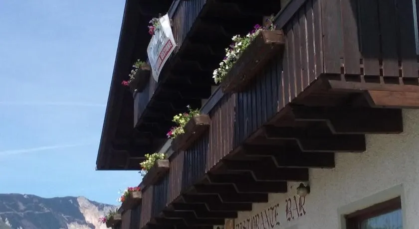 Hotel Mignon - Image 1