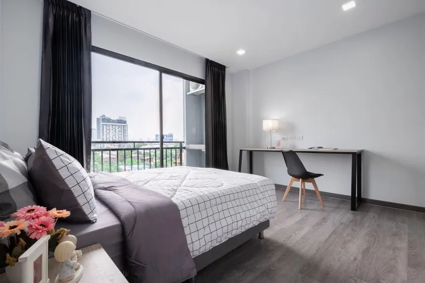 Aqua Residences อควา เรสซิเดนซ์ ห้องพักใหม่ให้เช่า ติดรถไฟฟ้าสถานีวุฒากาศ - Image 1