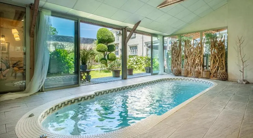 Appartements & Spa De La Marine Loire - Image 1