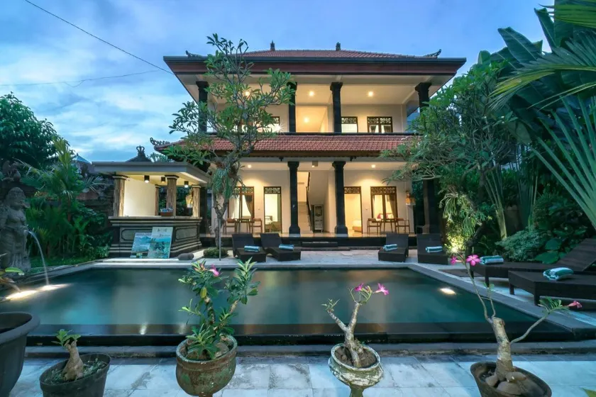 Esty House - Image 1
