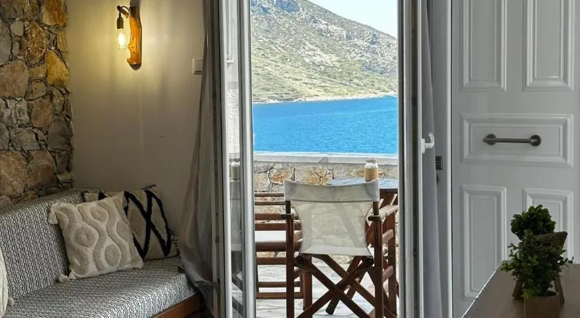 Elenis Studios&Apartments - Image 1