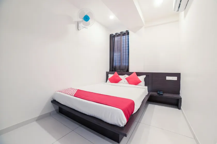Hotel O Samudra Executive - Image 1