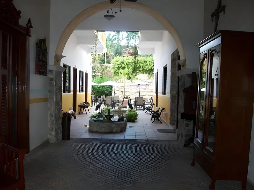 Hotel San Miguel Arcangel - Image 1