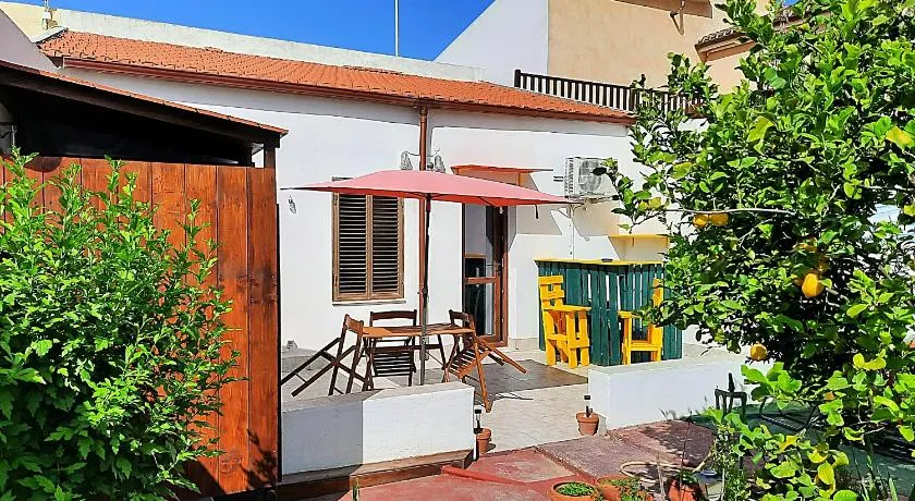 B&B Il Cortile del Sole - Image 1