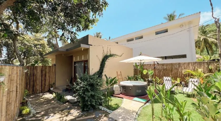 Antheia Garden with Hot Tub - Image 1